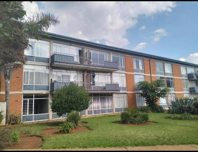 2 BEDROOM PROPERTY TO RENT IN FLORIDA